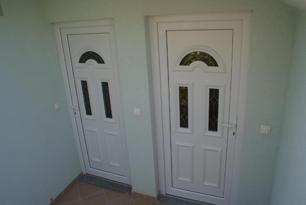 Apartments Jurjevic Petrcane Luaran gambar