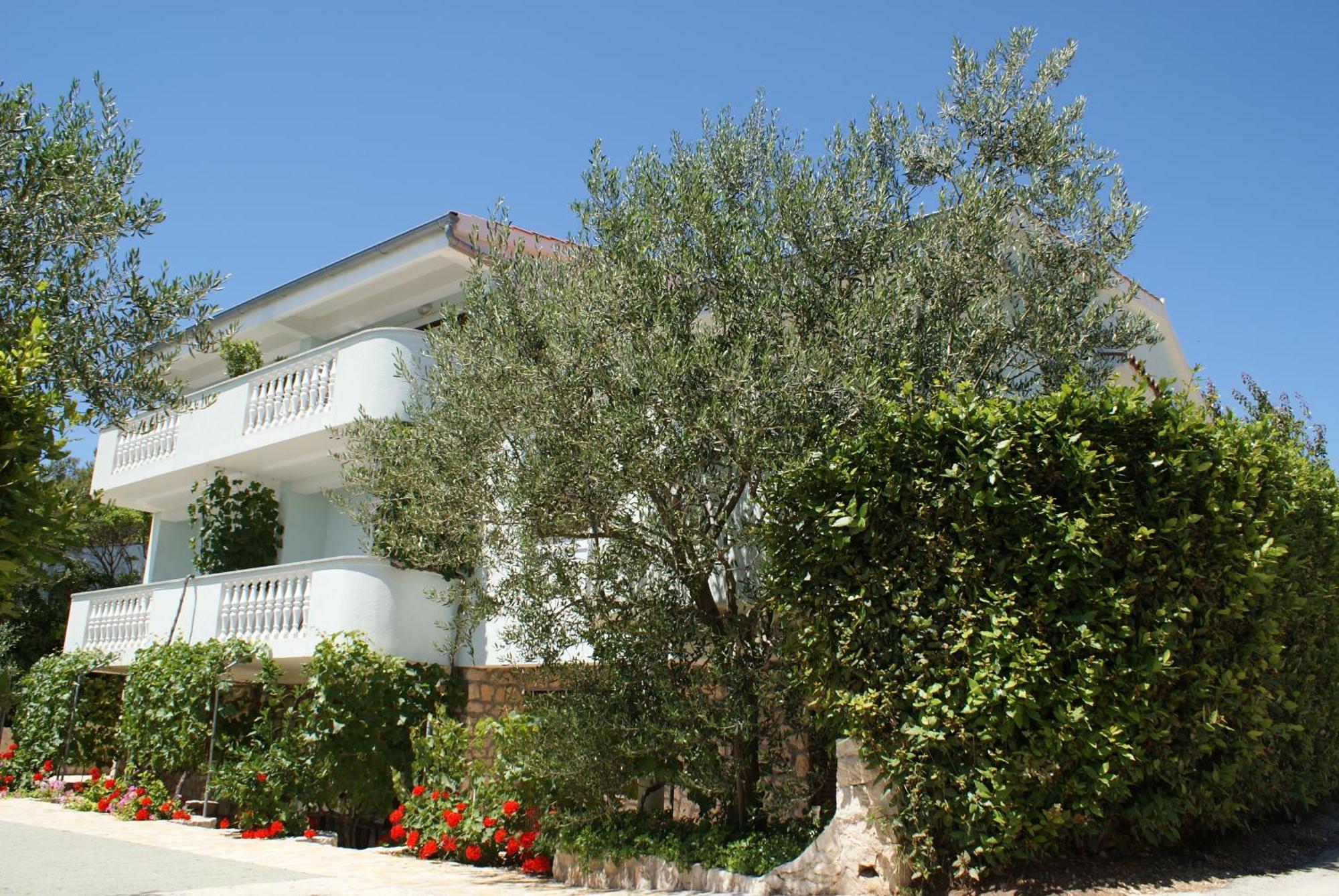 Apartments Jurjevic Petrcane Luaran gambar